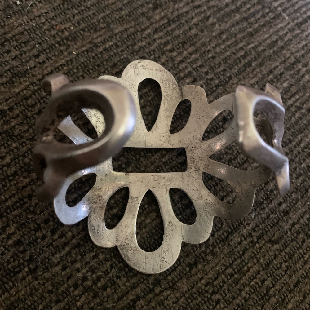 Vintage Sand Cast Cuff - Picture 5 of 7